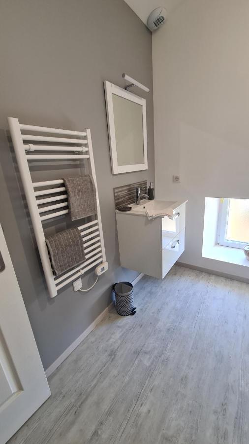 Apartamento La Grange De Karine Et Philippe La Clisse Exterior foto