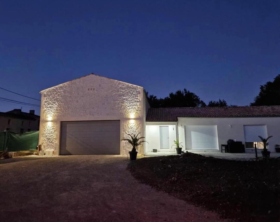 Apartamento La Grange De Karine Et Philippe La Clisse Exterior foto